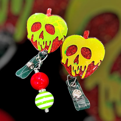 Poisonous Apple Badge Reel🍎🍏