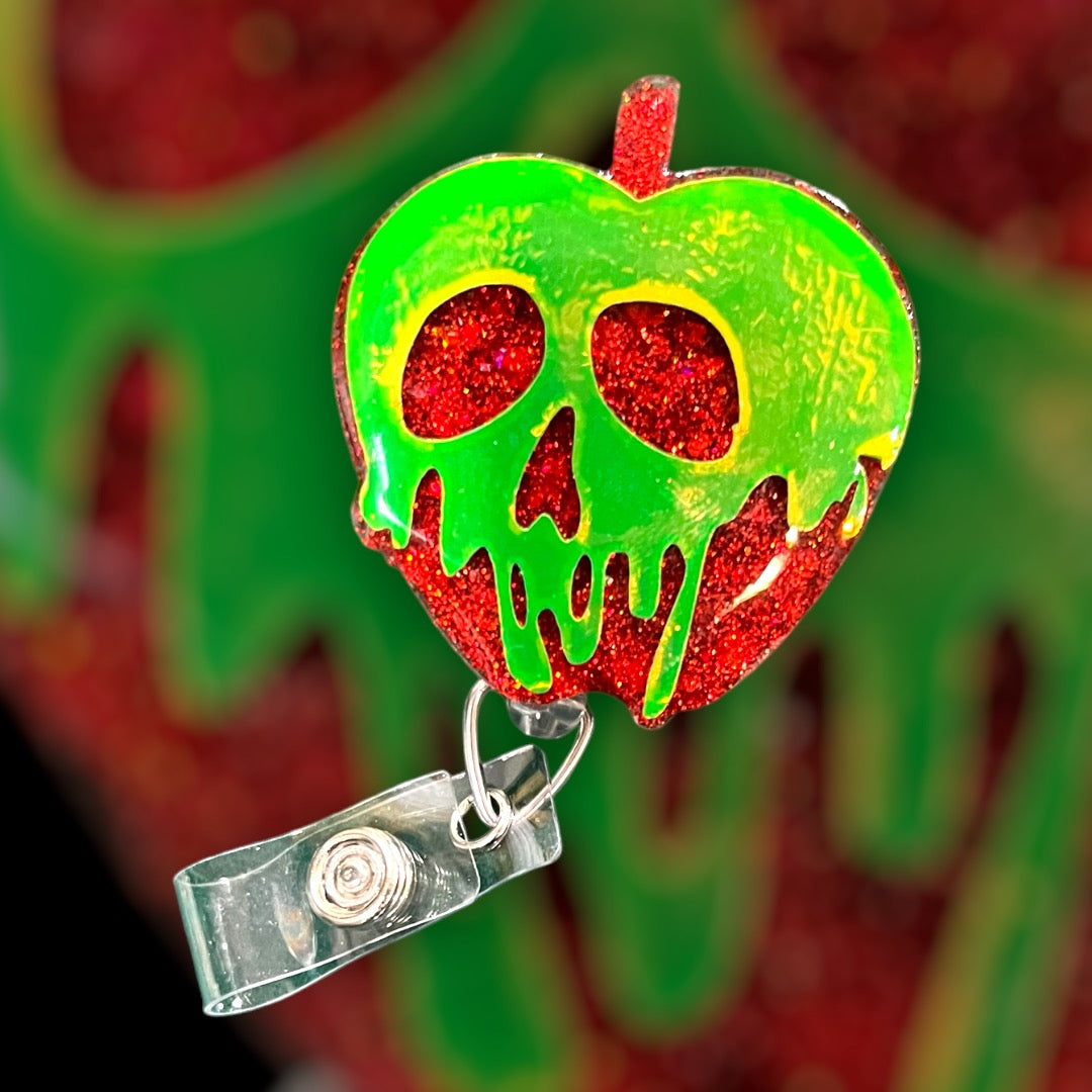 Poisonous Apple Badge Reel🍎🍏